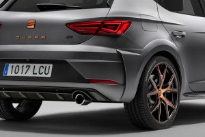 34_rear_cupra_r_0