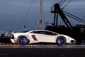 Liberty-Walk-Lamborghini-Aventador-4