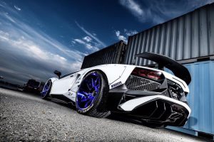 Liberty-Walk-Lamborghini-Aventador-5