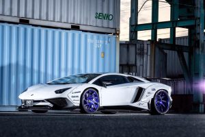 Liberty-Walk-Lamborghini-Aventador-8