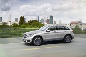 Mercedes-GLC-FCell-22