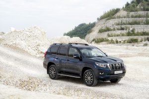 land-cruiser-2017-06 copy