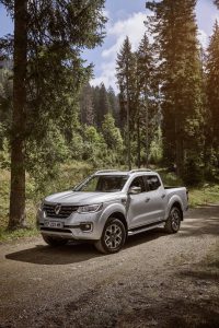 renault-alaskan-to-europe-47