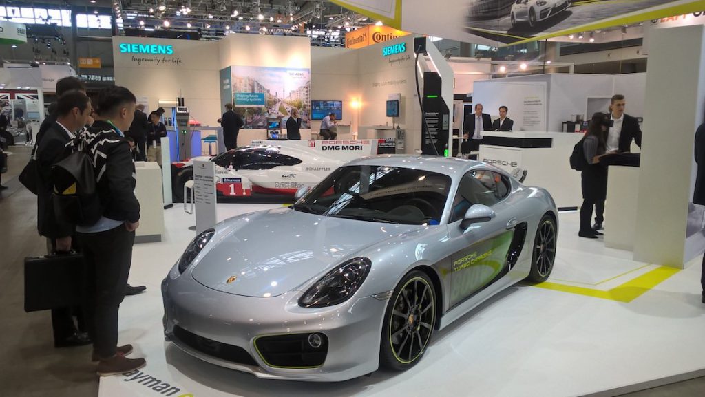 180940_cayman_e_volution_electric_vehicle_symposium_stuttgart_2017_porsche_ag
