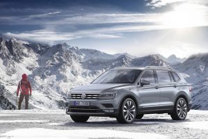 2017-VWTiguan-Allspace-09