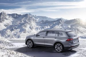 2017-VWTiguan-Allspace-10