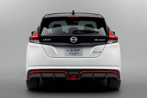 2017-nissan-leaf-nismo-concept-6