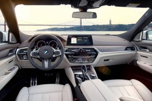 BMW 6er Gran Turismo, 640i xDrive, Mineralweiß, M Sportpaket