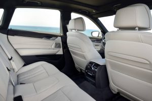 BMW 6er Gran Turismo, 640i xDrive, Mineralweiß, M Sportpaket