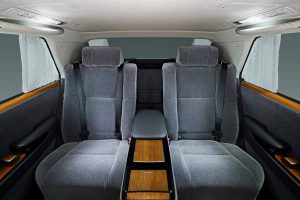 2018-toyota-century-7