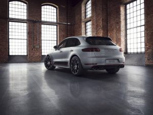 Porsche-MacanTurboExclusive-2