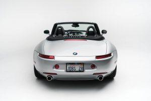 steve-jobs-bmw-z8-01