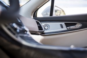 2019-Lincoln-Nautilus-26