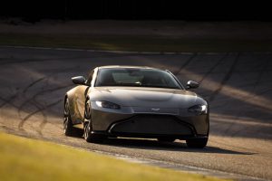 AstonMartin_Vantage_40