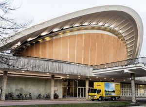 Primii clienti din Europa ai FUSO eCanter (2)