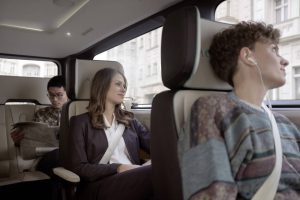 VW-Moia-Ride-Pooling-Van-04