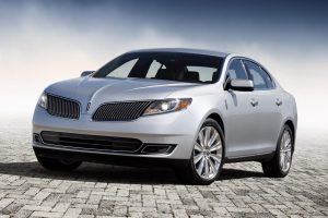2013-Lincoln-MKS-7