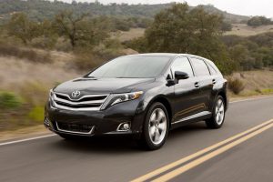 2013_Toyota_Venza_002