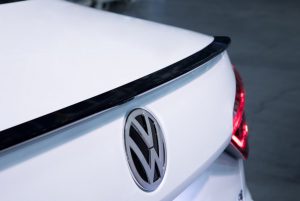 2018-VW-Passat-GT-V6-10