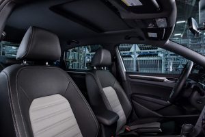 2018-VW-Passat-GT-V6-20