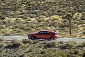 2019-Hyundai-Veloster-16
