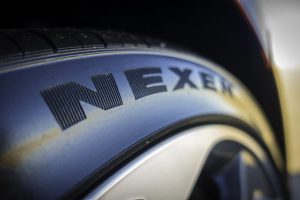 2019-Hyundai-Veloster-29