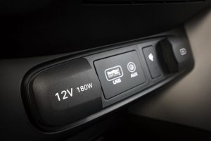 2019-Hyundai-Veloster-35