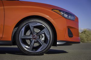 2019-Hyundai-Veloster-86