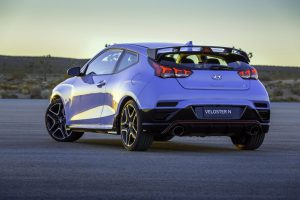 2019-hyundai-veloster-n-11