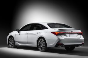 2019-toyota-avalon-36