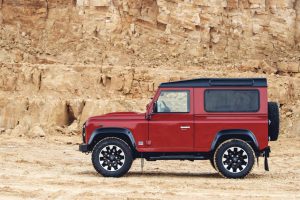 LR-Defender-WorksV8-09