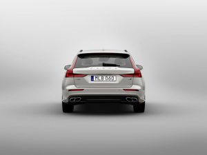 2018-VolvoV60-04