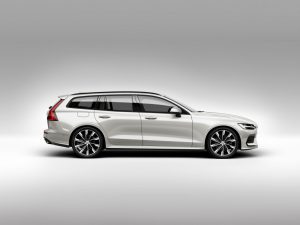 2018-VolvoV60-05