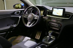 2018-kia-ceed-hatch-unveiled-33