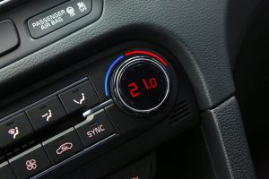 2018-kia-ceed-hatch-unveiled-45