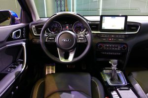 2018-kia-ceed-hatch-unveiled-56