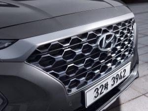 2019-Hyundai-Santa-Fe-10