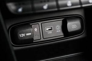 2019-Hyundai-Santa-Fe-110