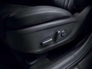 2019-Hyundai-Santa-Fe-36