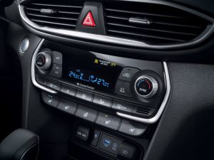 2019-Hyundai-Santa-Fe-39