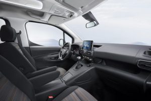 2019-opel-combo-life-10