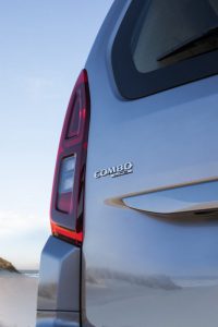 2019-opel-combo-life-9