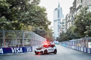 bmw-i8-safety-car-23
