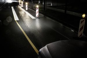 Weltpremiere in der Mercedes-Maybach S-Klasse: DIGITAL LIGHT: Das Licht der Zukunft kommt auf die Straße