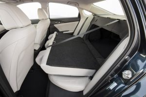 2019-HondaInsight-10