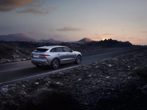 2019-Jaguar-F-Pace-SVR-011