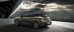 2019-Toyota-Auris-03