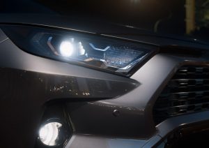 2019-Toyota-RAV4-16