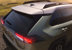 2019-Toyota-RAV4-6