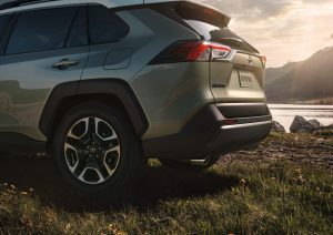 2019-Toyota-RAV4-7